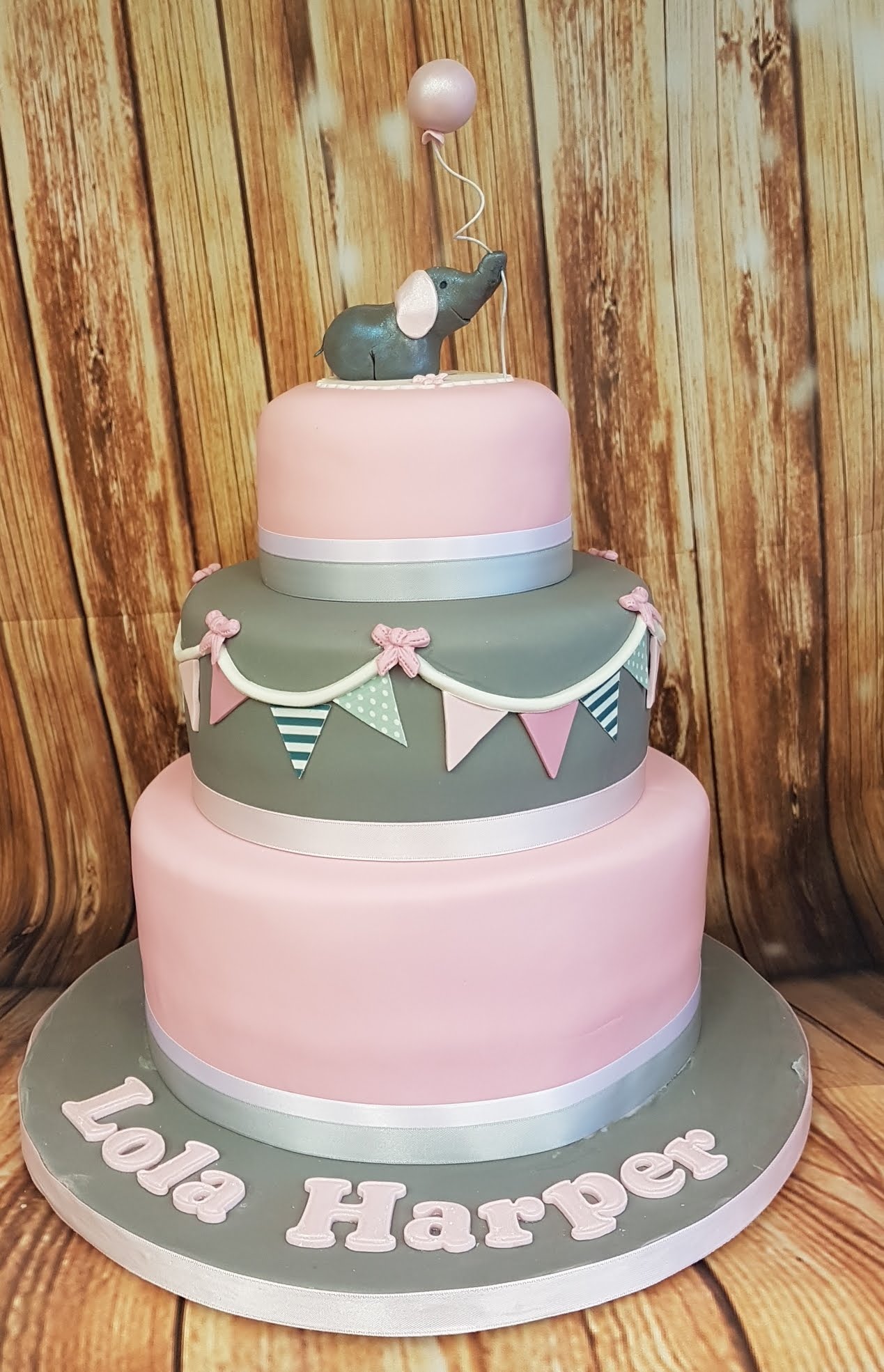 Baby Shower & Christening Cakes 3