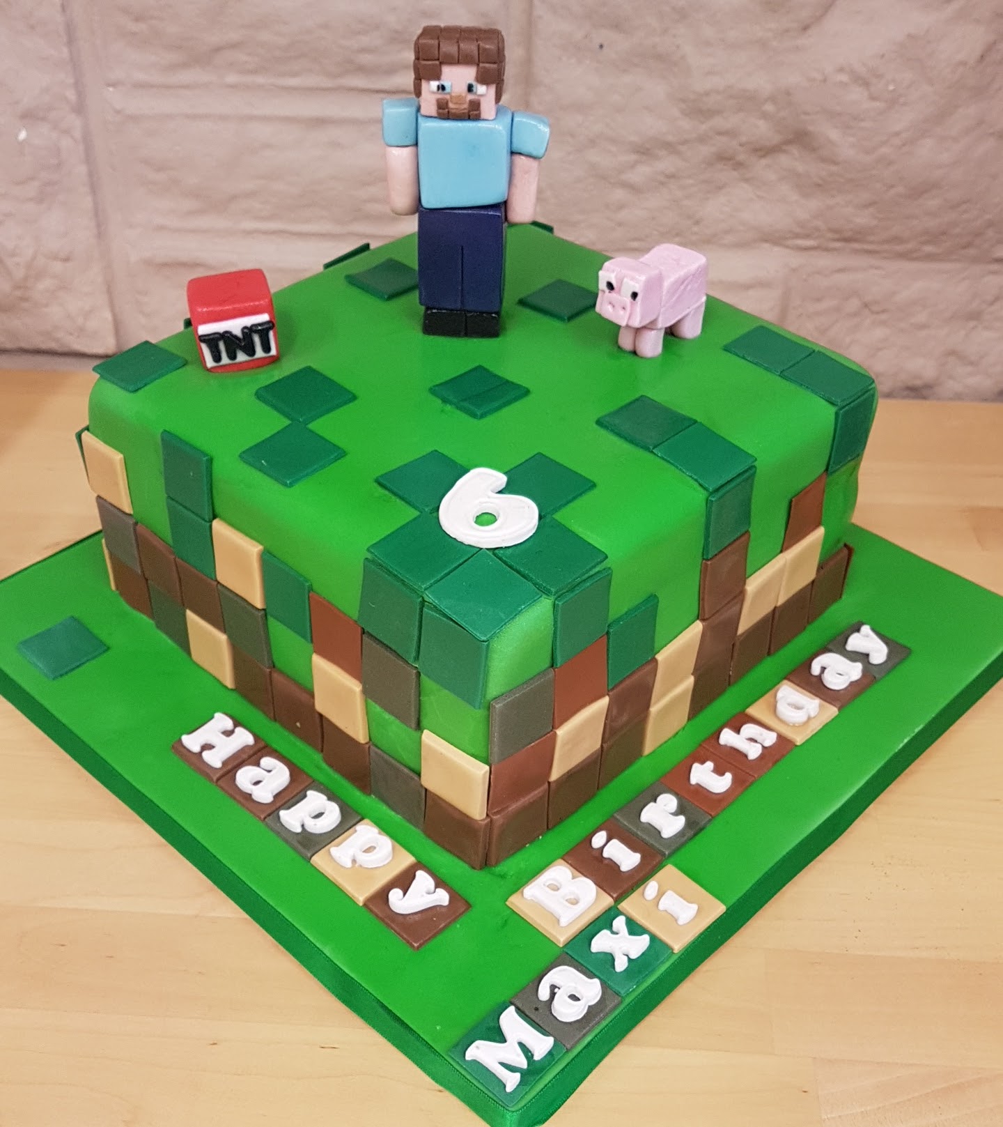 Kids Novelty Cakes 23