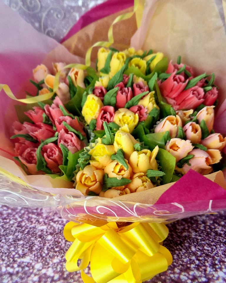 Sugar Models and Flowers 17